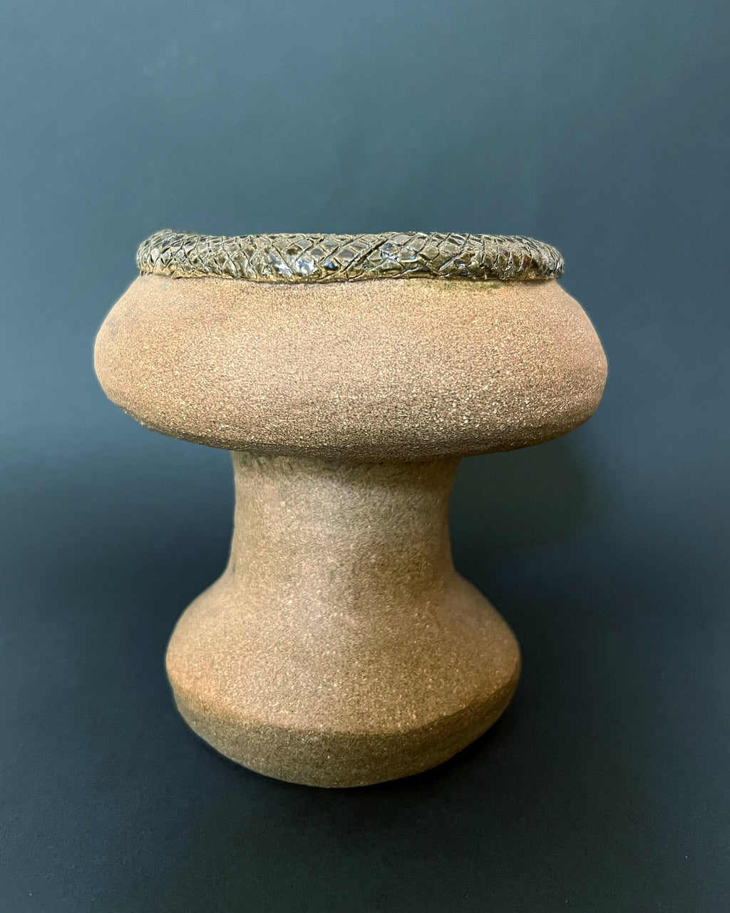 copaleira-incensario-ceramica-ouroboros